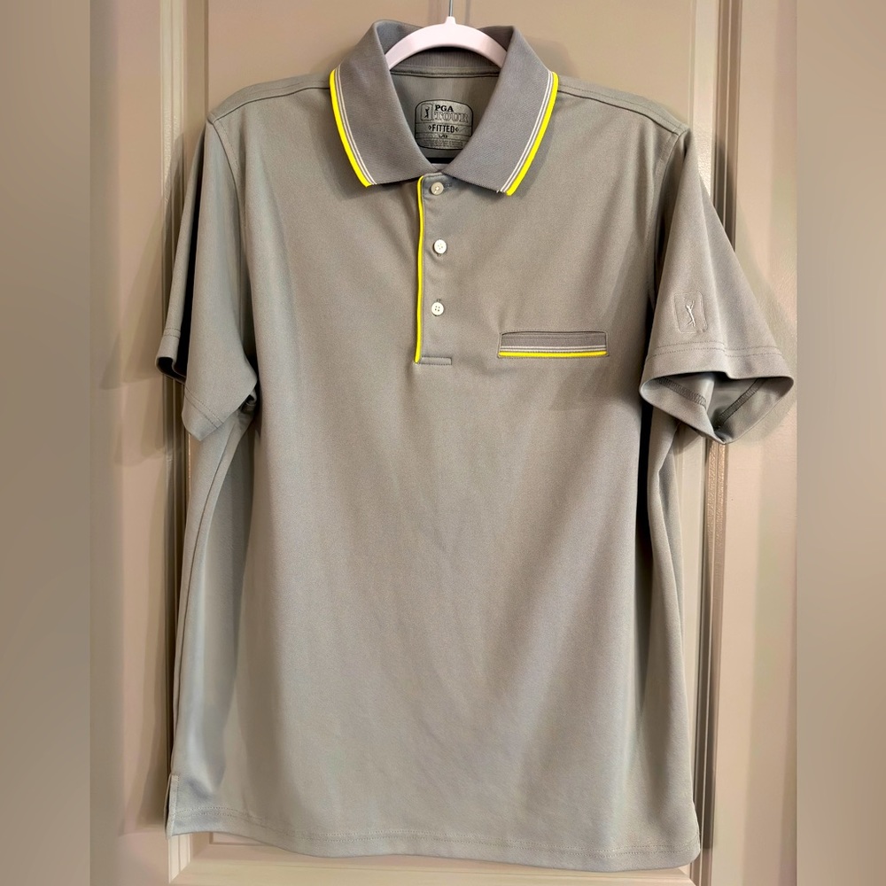 Men’s PGA TOUR Pro Series Golf Shirt
Size Large
Custom Tour Performance Gear